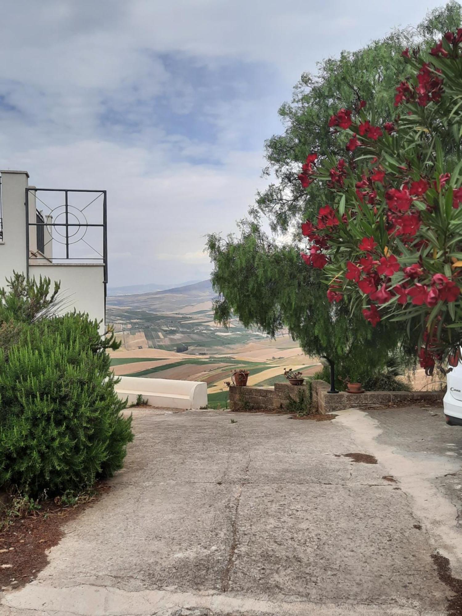 Belvedere Santa Margherita di Belice Exterior foto